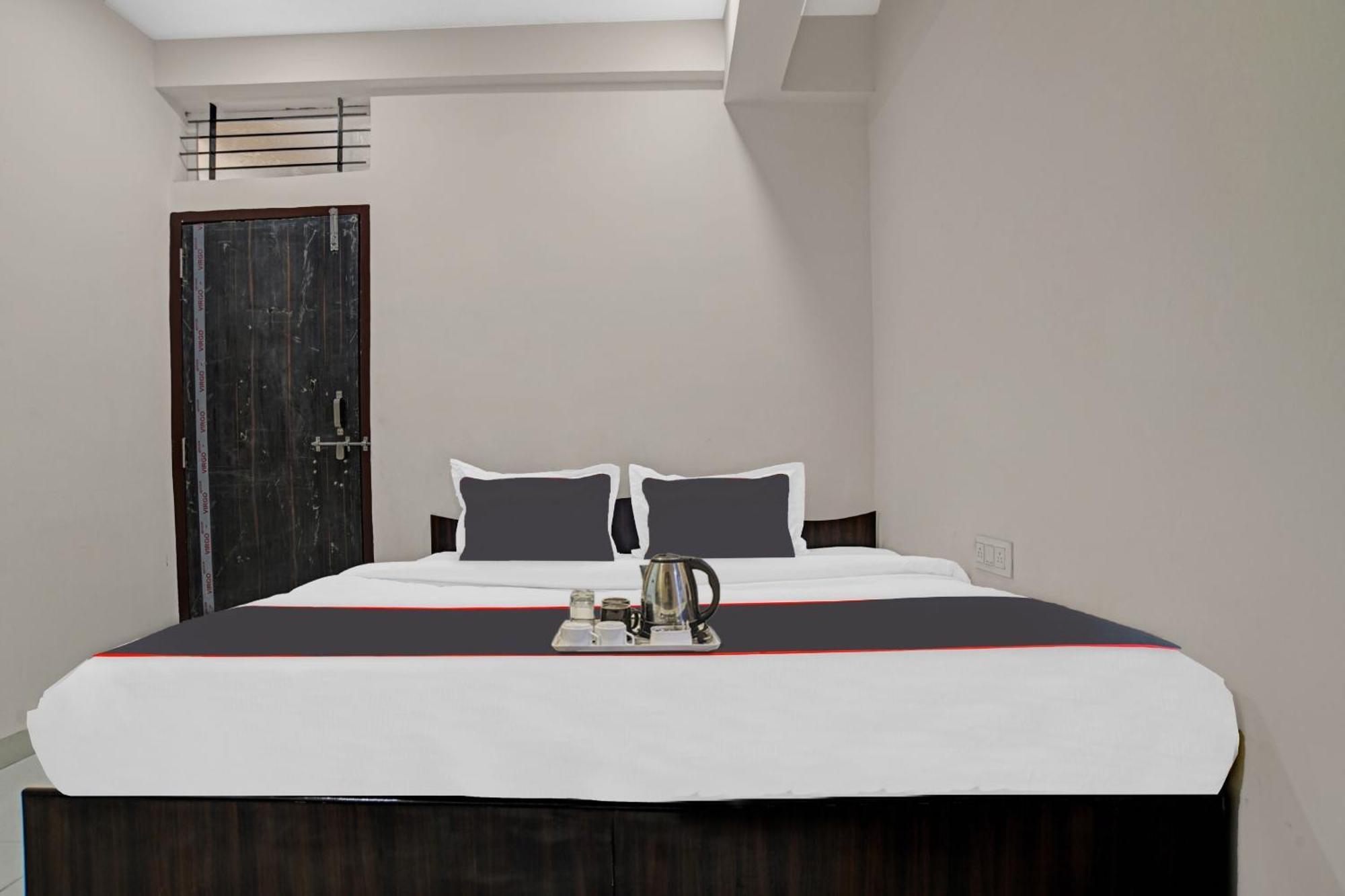 Hotel O Dream Palace Indore Eksteriør billede