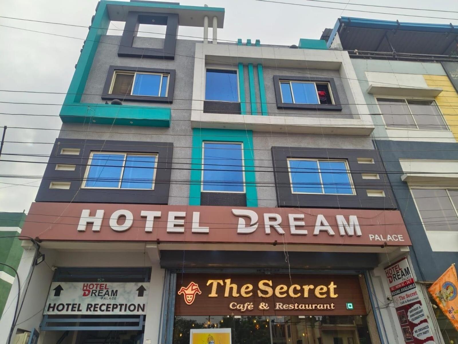 Hotel O Dream Palace Indore Eksteriør billede